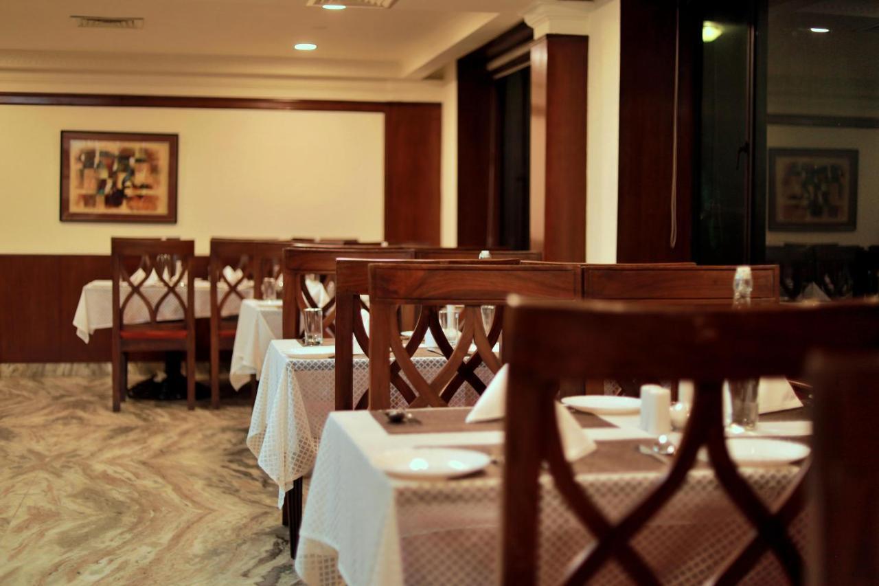 Hotel Edassery Mansion Kochi Екстериор снимка